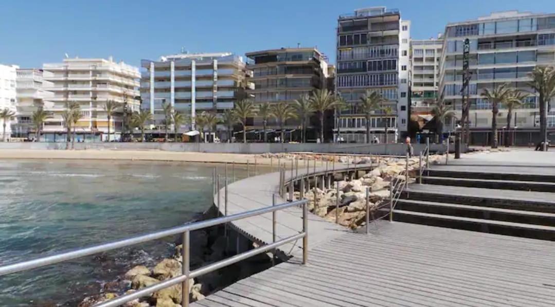 סאלו Apartamentos Ch מראה חיצוני תמונה