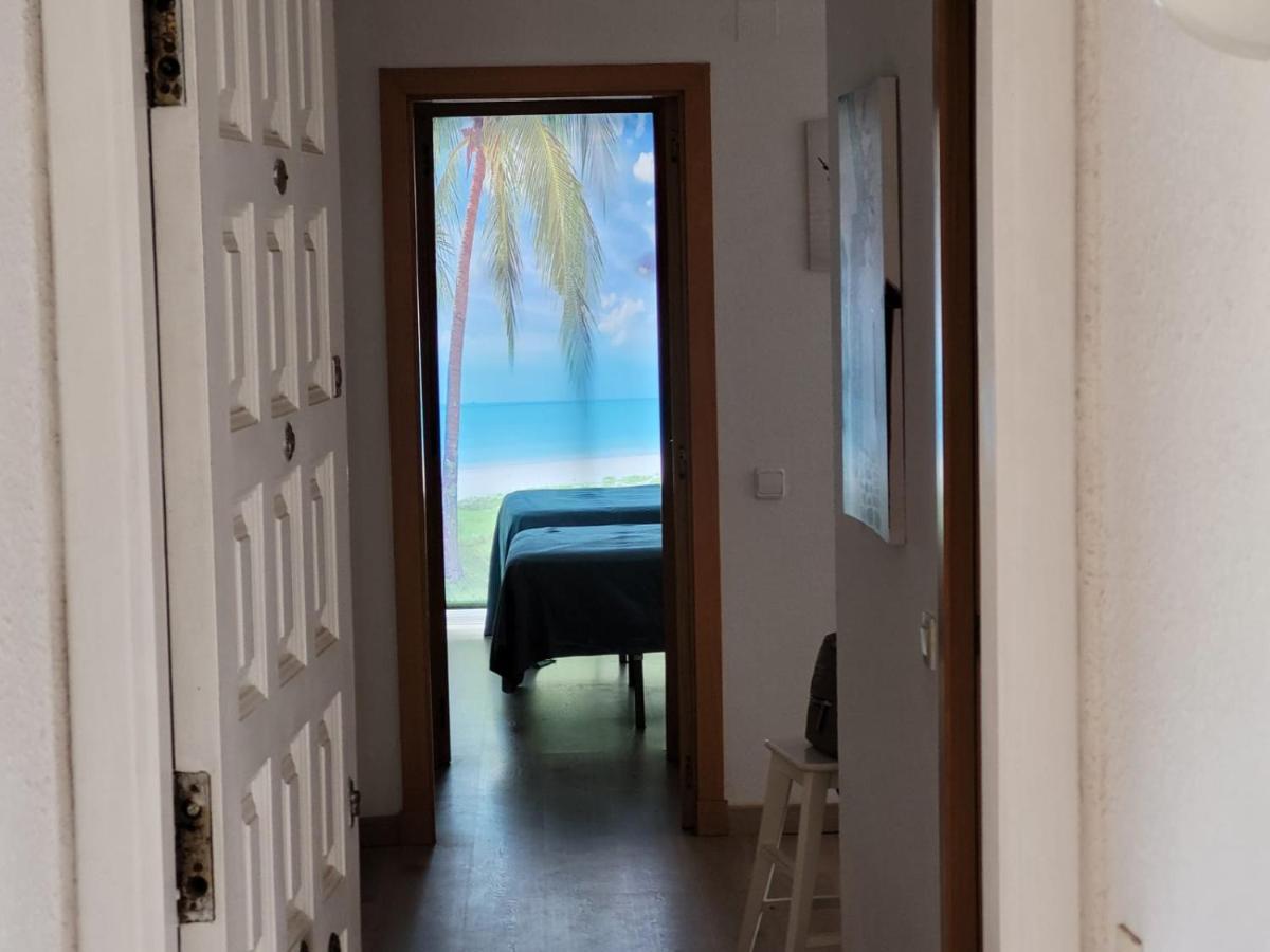 סאלו Apartamentos Ch מראה חיצוני תמונה