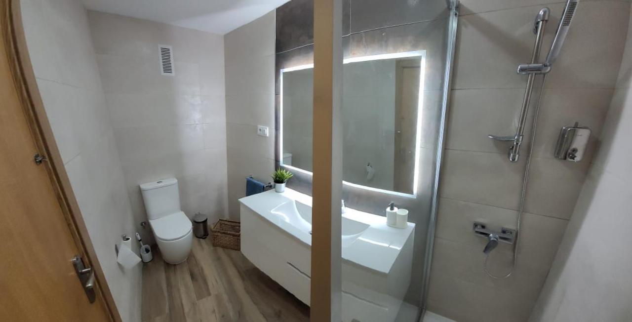 סאלו Apartamentos Ch מראה חיצוני תמונה